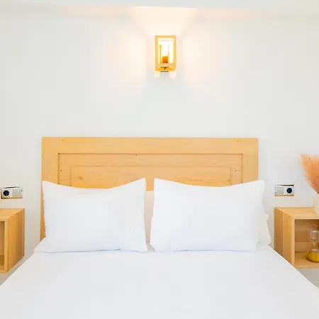 Cubo's Sol Y Arena Playamar