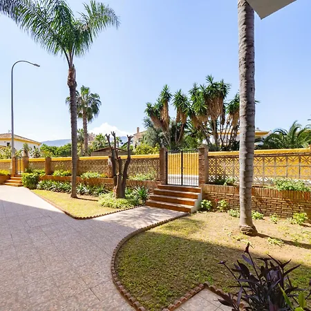 Cubo's Sol Y Arena Playamar